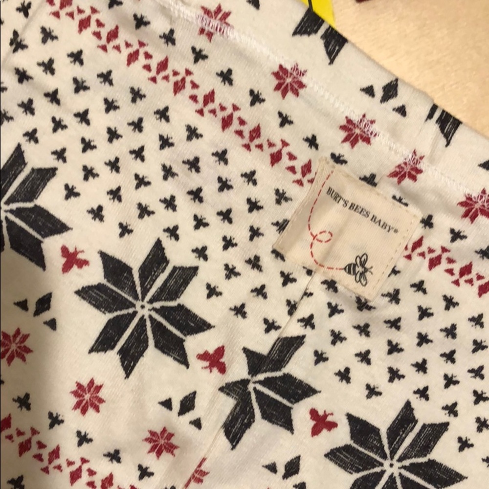 Burt’s bees baby snowflake fair isle tee and pant - Picture 3 of 6